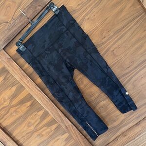 Lulu Blue Camo Crop Leggings